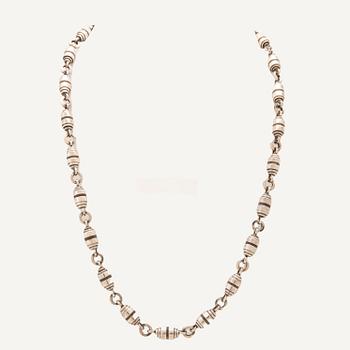 Halsband, örhängen och armband i silver med svartek från skeppsvrak, Stig Bjerre Landskrona 1951.