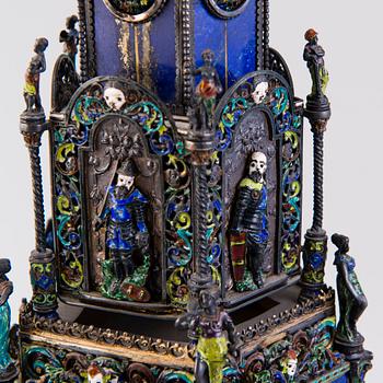 BORDSUR, silver, emalj och lapis lazuli, troligen Hermann Böhm, Wien, Österrike, 1800-talets senare hälft.