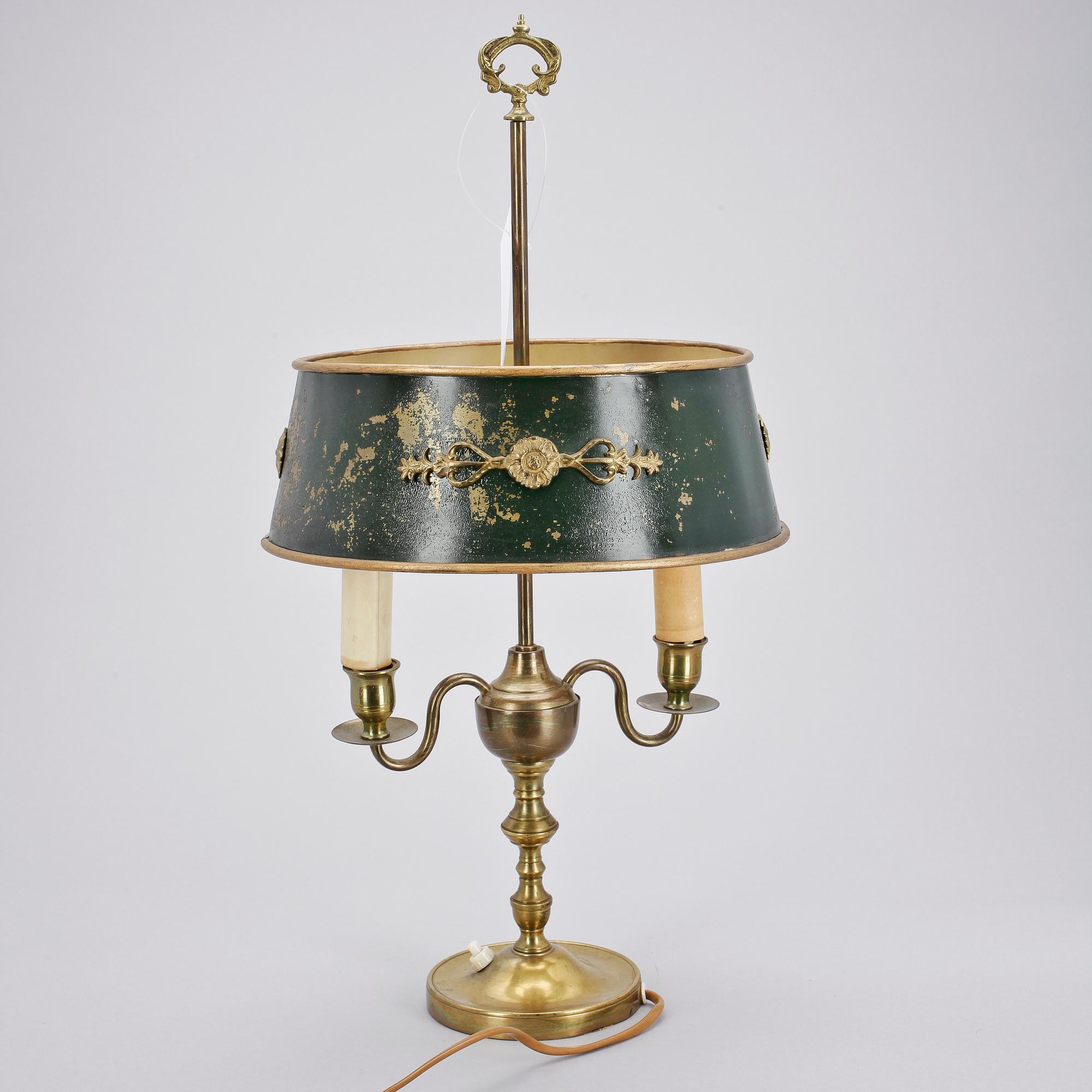 BORDSLAMPA, mässing, plåt, empirestil, 1900-talets första hälft.