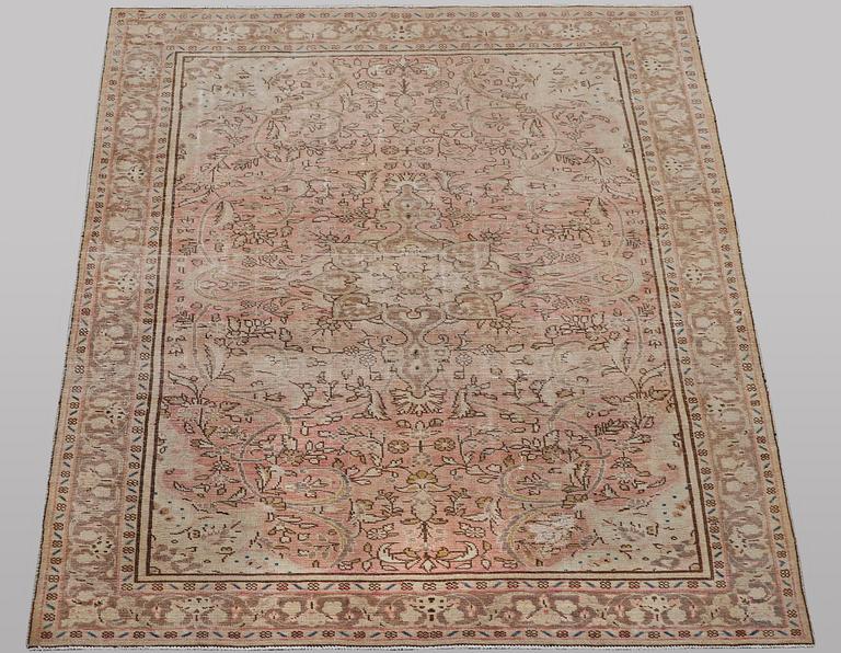 A rug, Persia, Vintage Design, ca 203 x 135 cm.