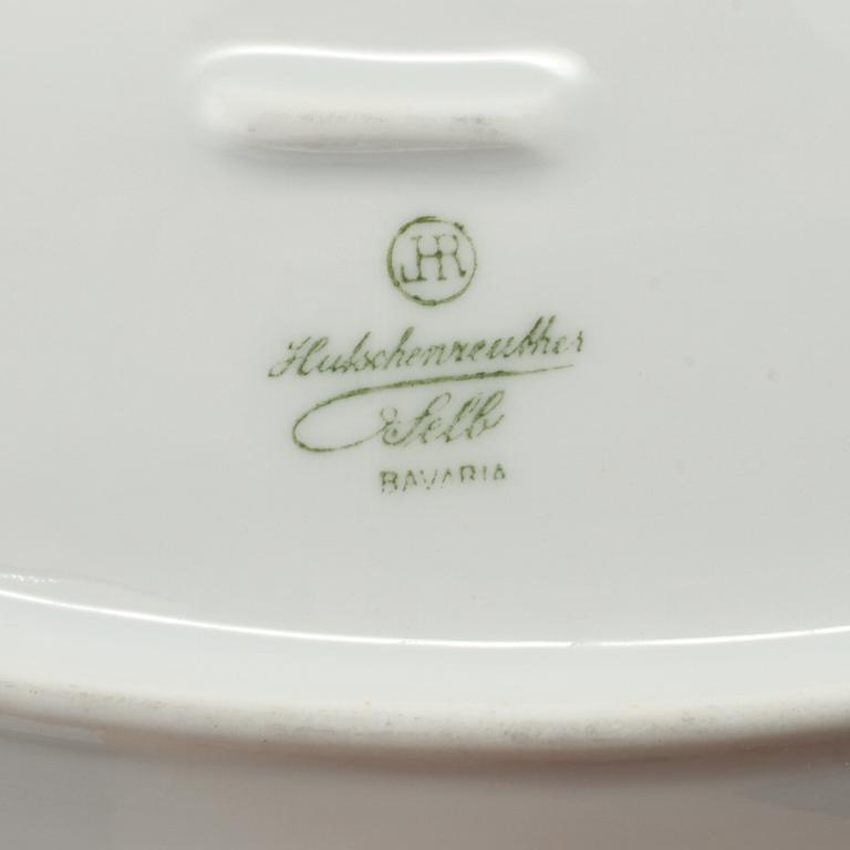 MATSERVIS, 73 delar, porslin, Hutchenreuter, Tyskland, omkring 1900-talets mitt.