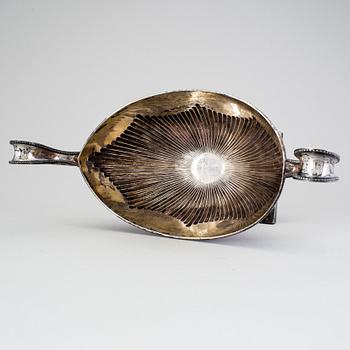 A Swedish 19th century silver bowl, mark of CG Hallberg, Stockholm 1897.