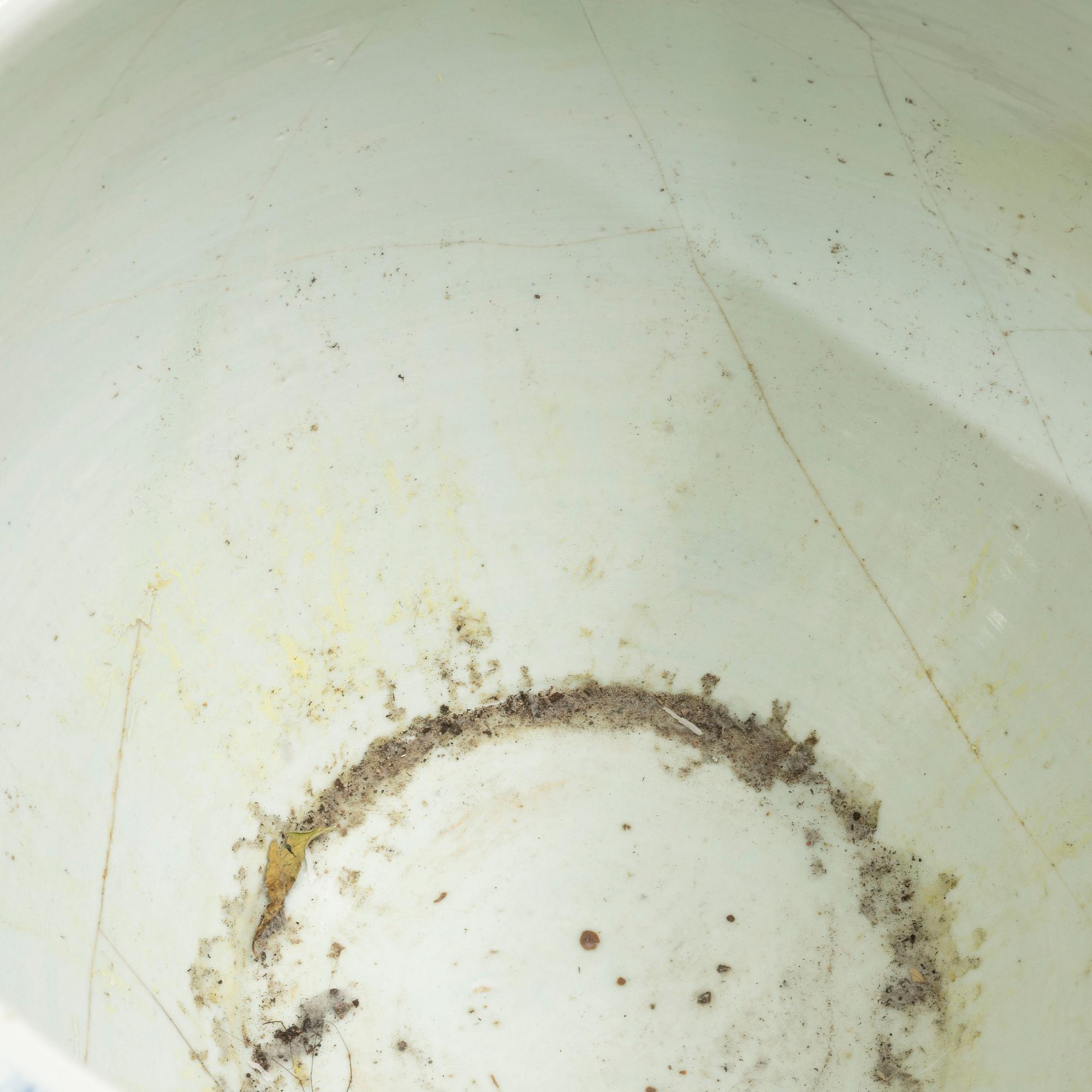 Ytterfoder, porslin, Kina, sen Qingdynasti.