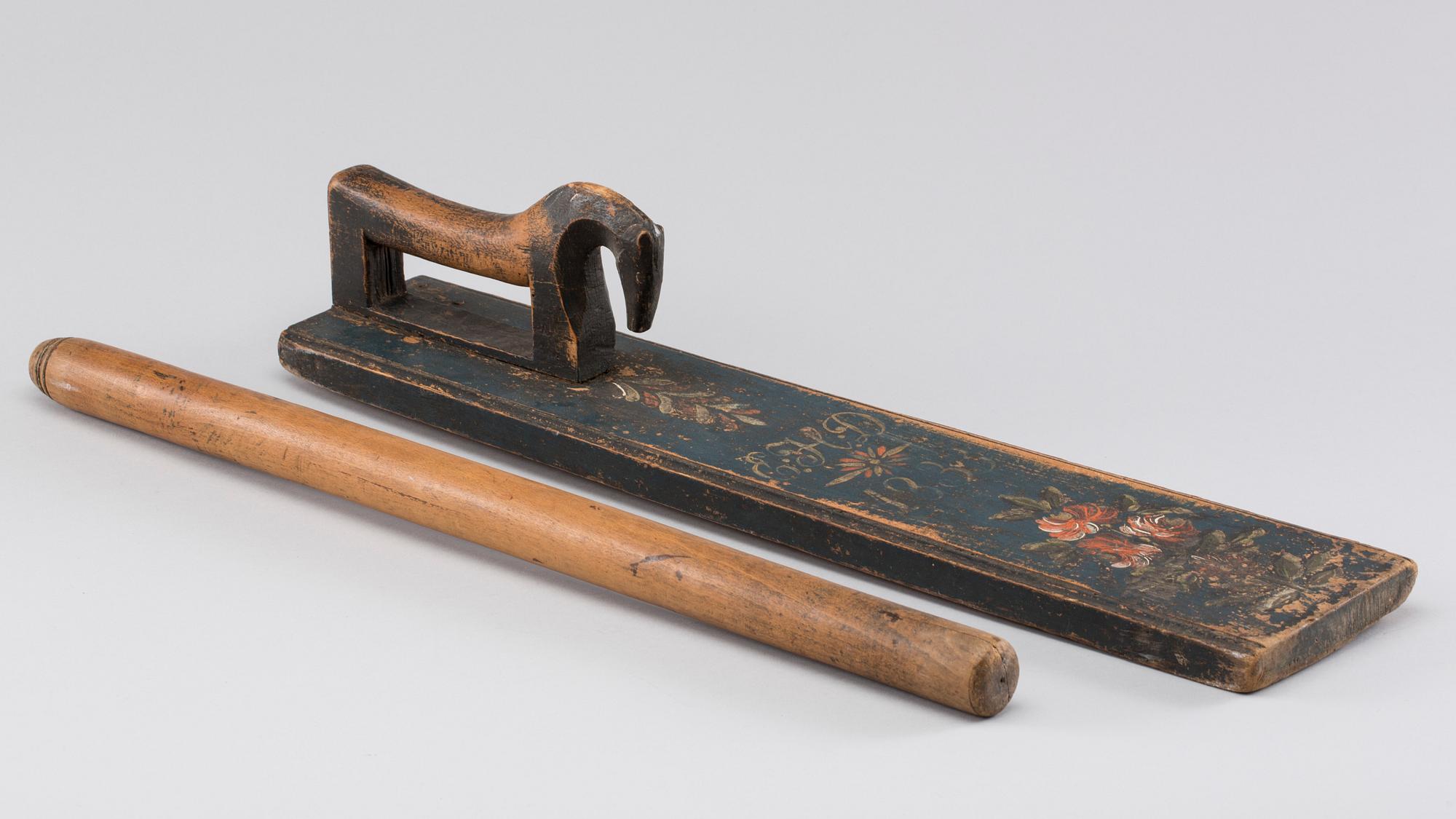 MANGELTRÄ MED KAVEL, 1833 Västra Skåne.