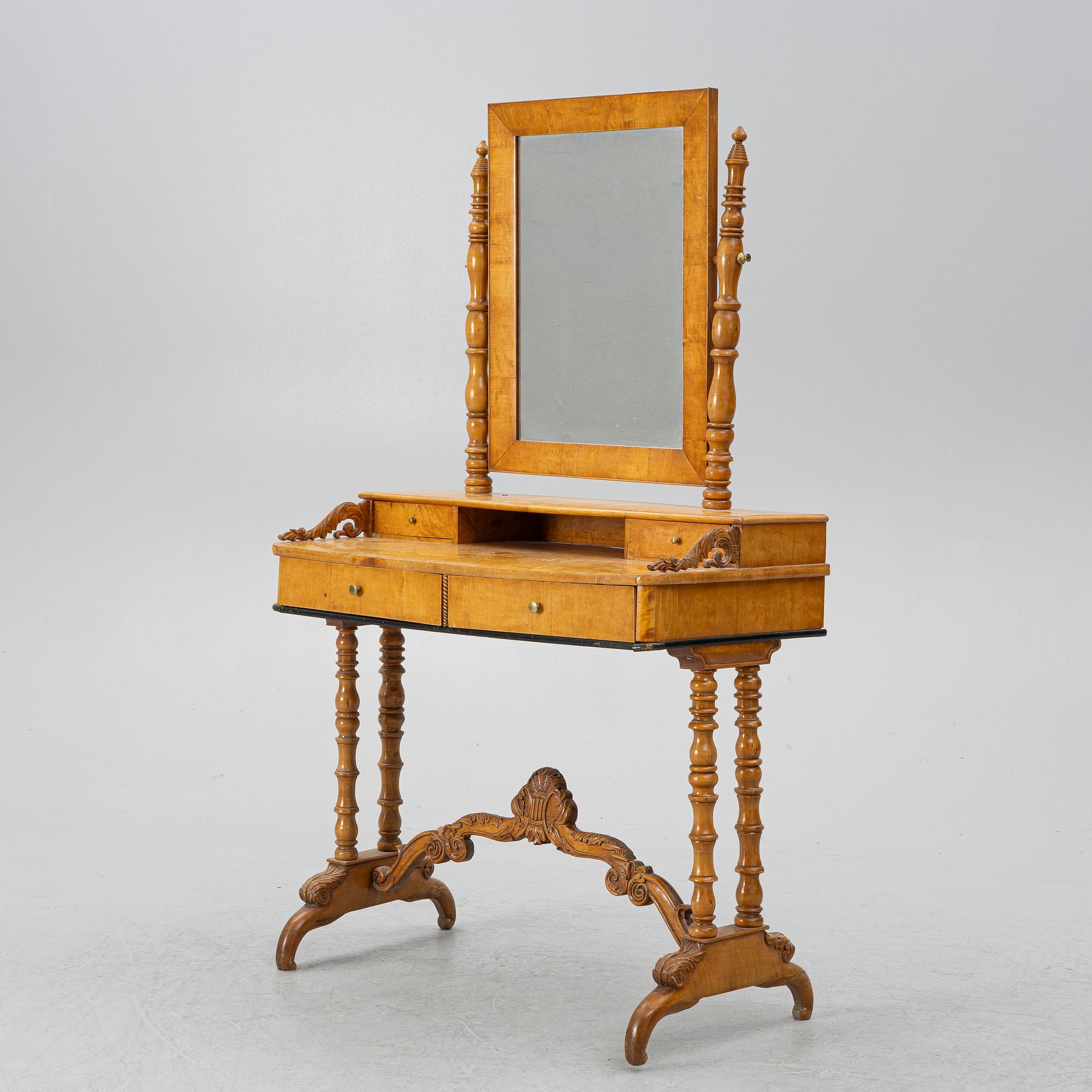 A dressing table, first half of the 19th century.