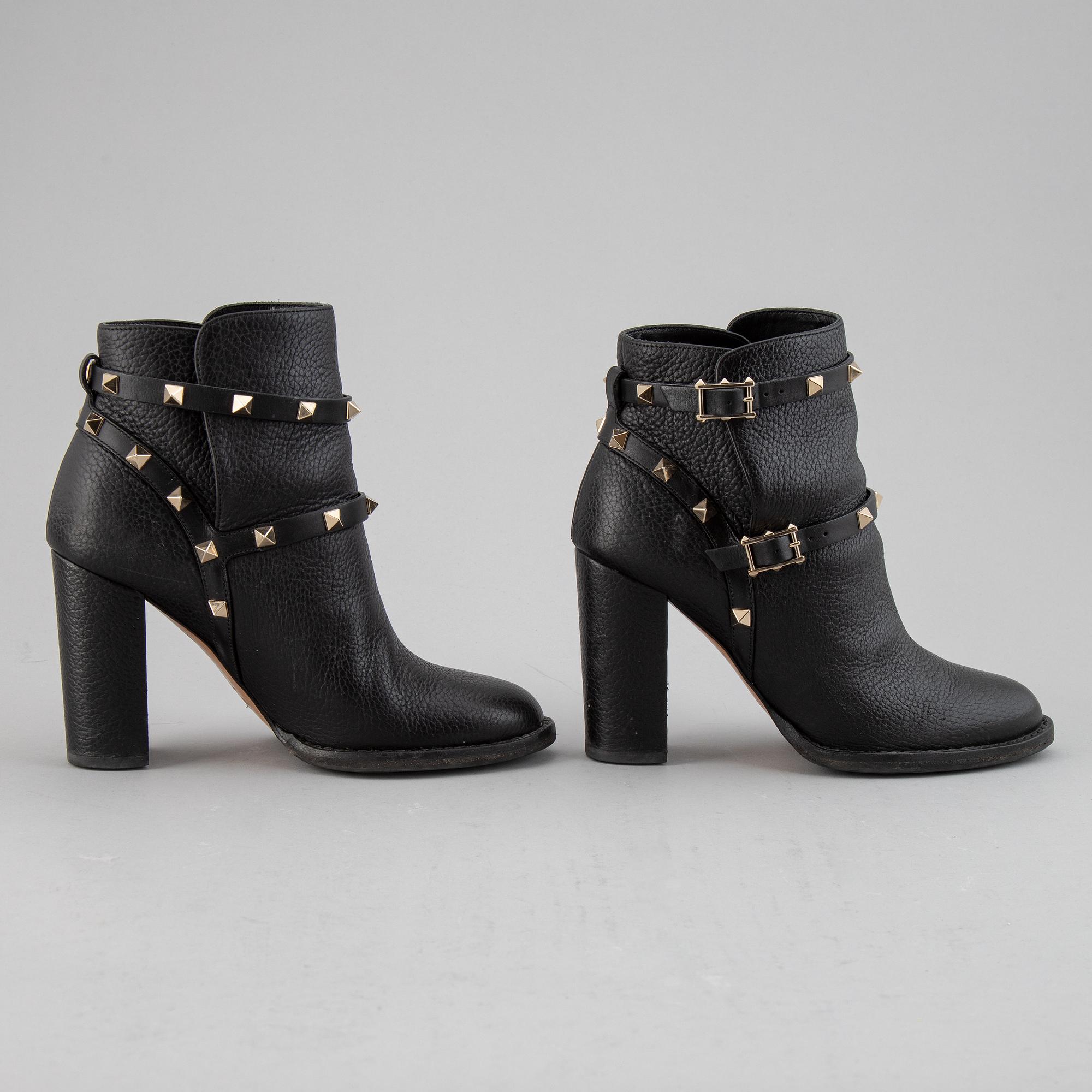 VALENTINO, leather bo0ts, size 37.