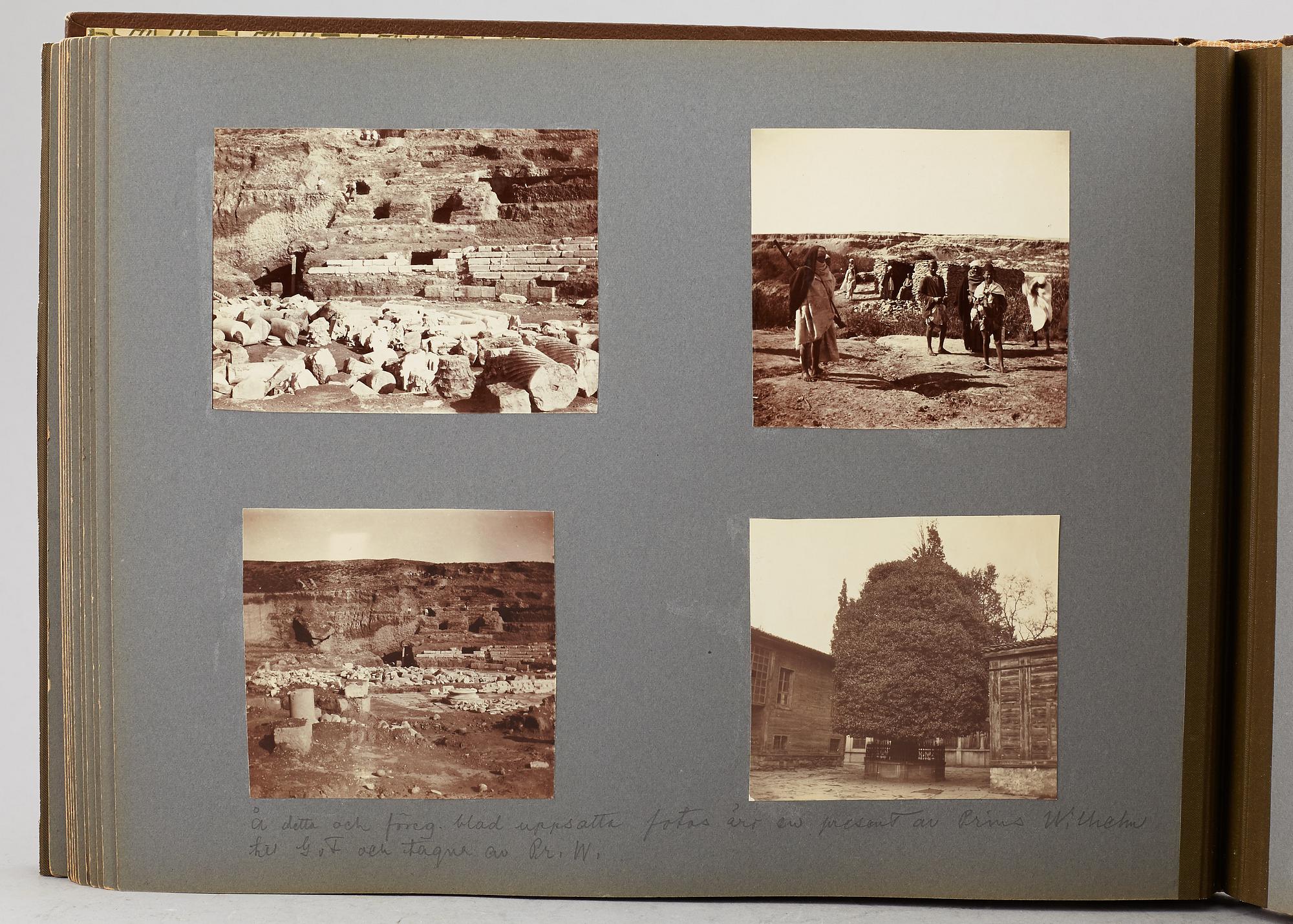 FOTOALBUM,   MEDELHAVSKRYSSNING 1905-06 MED KORVETTEN FREJA.