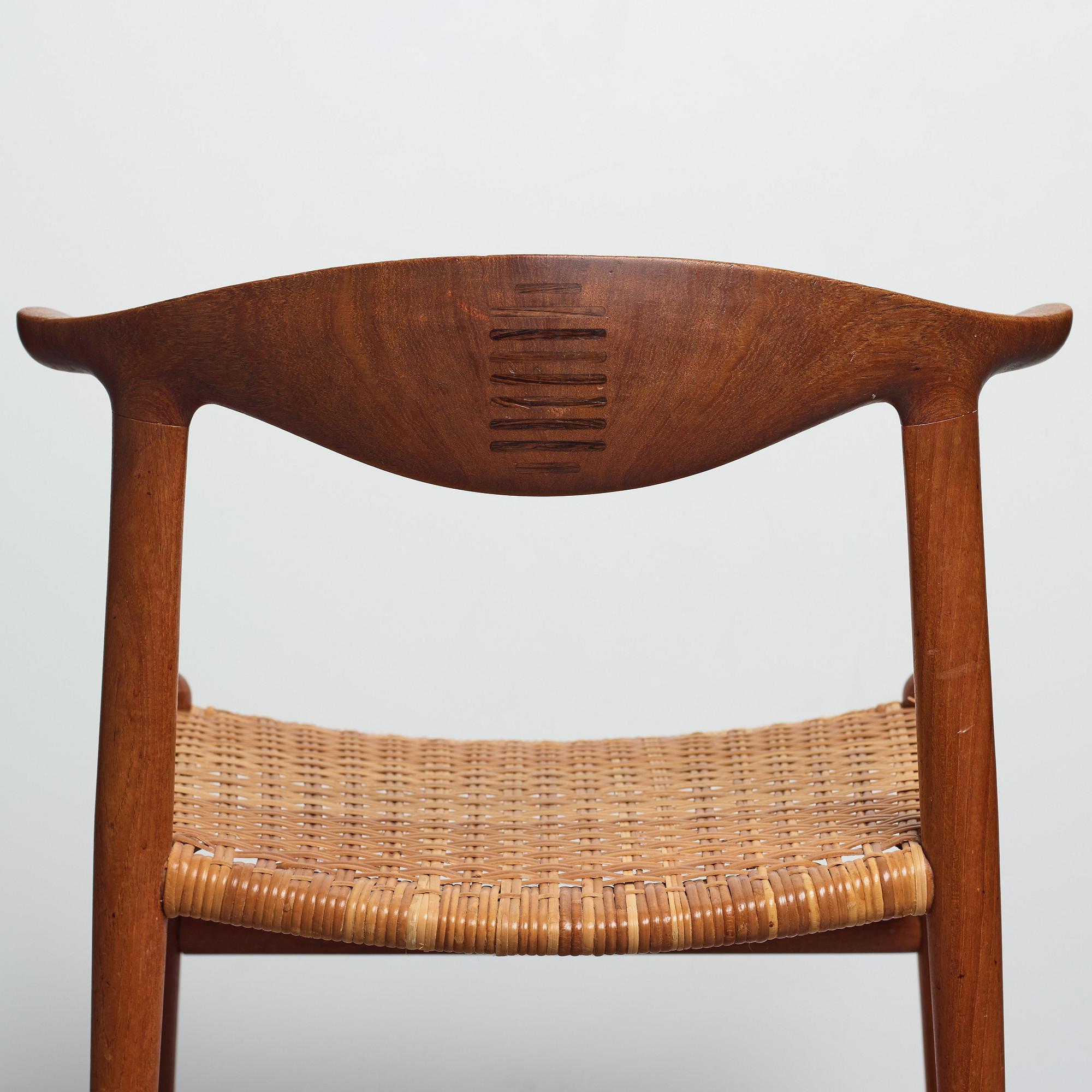 Hans J. Wegner, "Cowhorn Chair", sex stycken, Johannes Hansen, JH 505, Danmark 1950-60-tal.