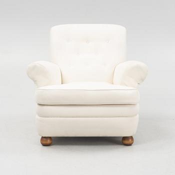 Josef Frank, an armchair, model 336, Firma Svenskt Tenn.