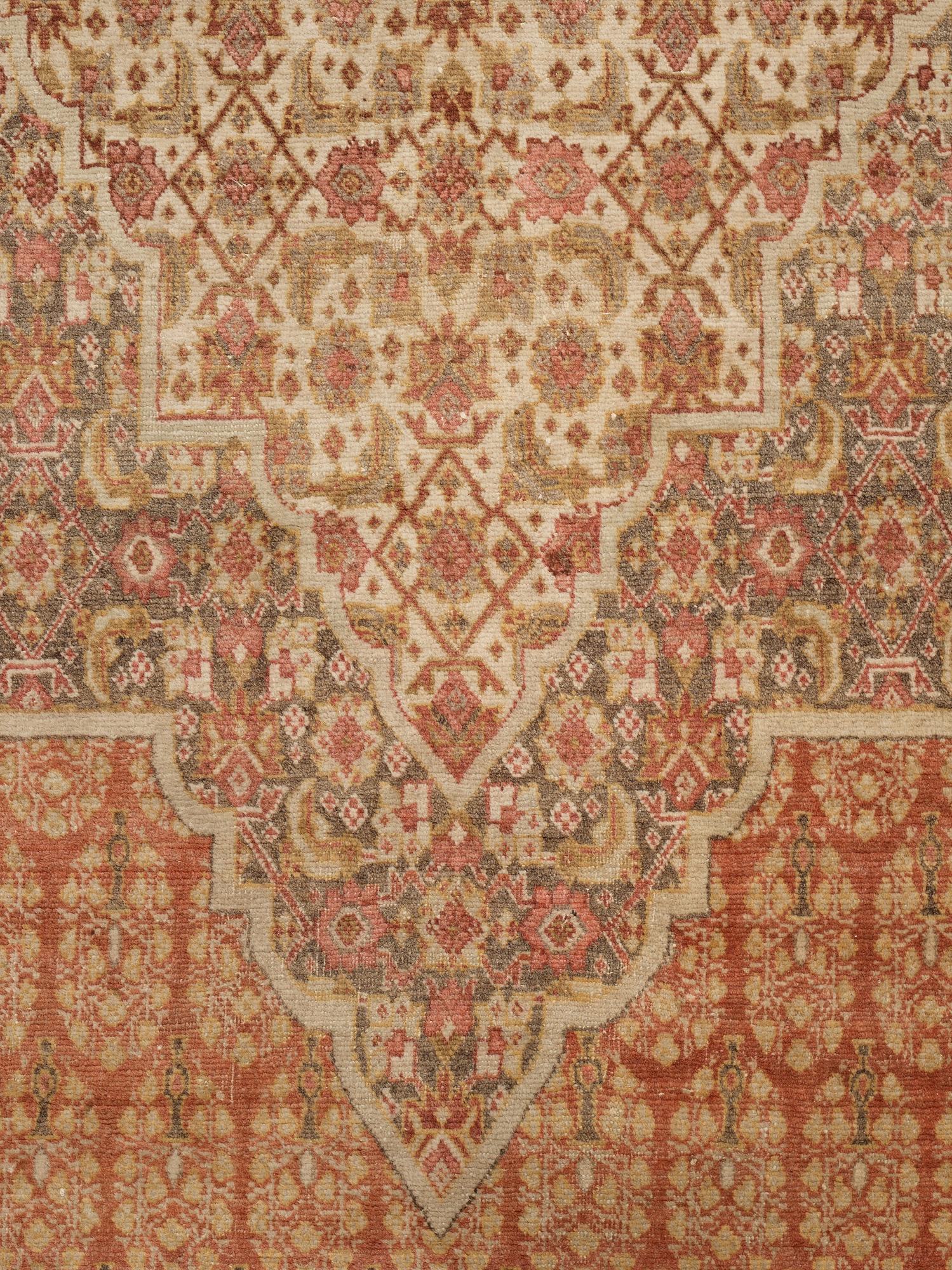 MATTA, semiantik Täbris, ca 369,5 x 272,5 cm.