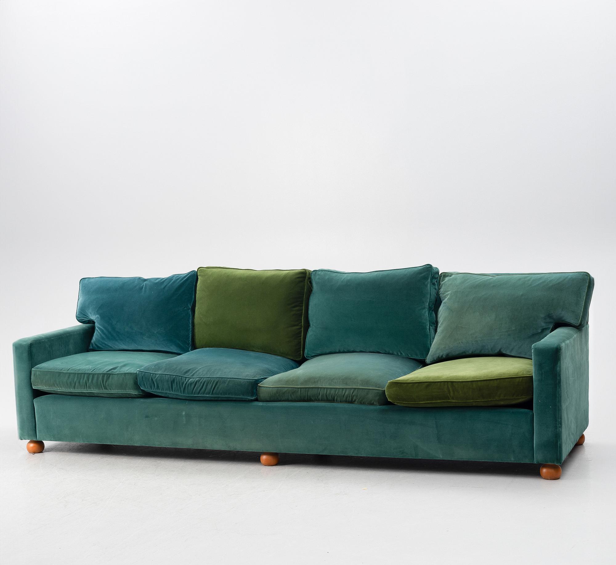 Josef Frank, soffa, "Långsoffan", modell 3031, Firma Svenskt Tenn.