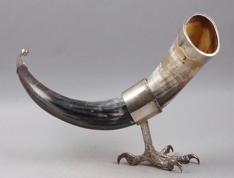 DRYCKESHORN, horn och vitmetall, 1900-talets början.