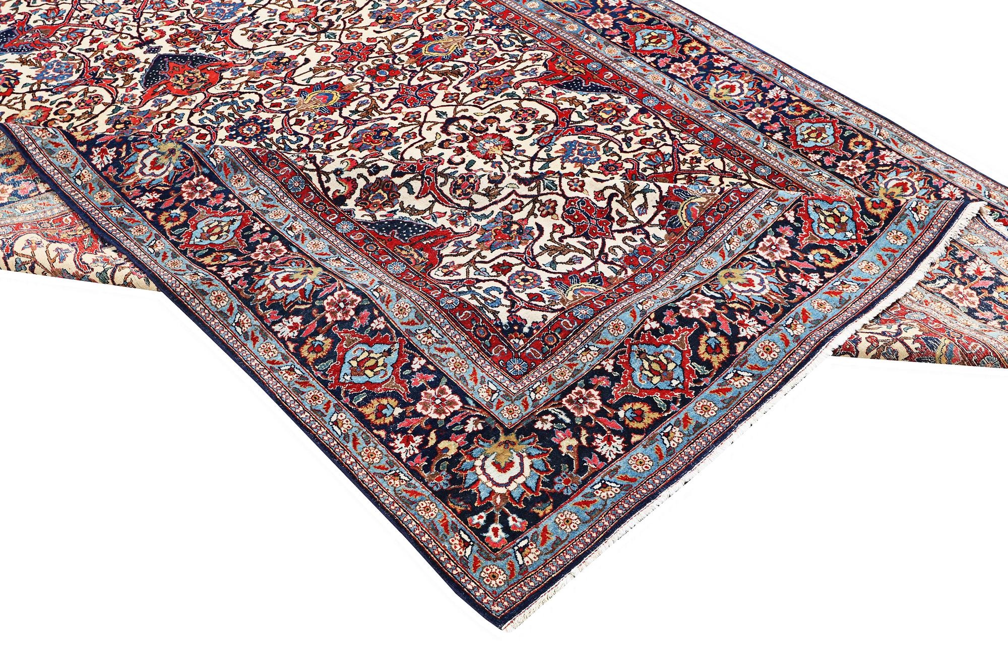 A semi.antique Kashan, c. 319 x 212 cm.