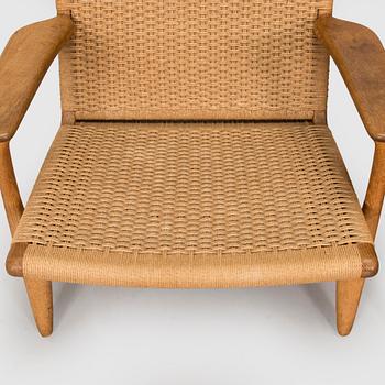 Hans J. Wegner, Armchairs, a pair, "CH25", Carl Hansen & Son, Denmark, 1960s.