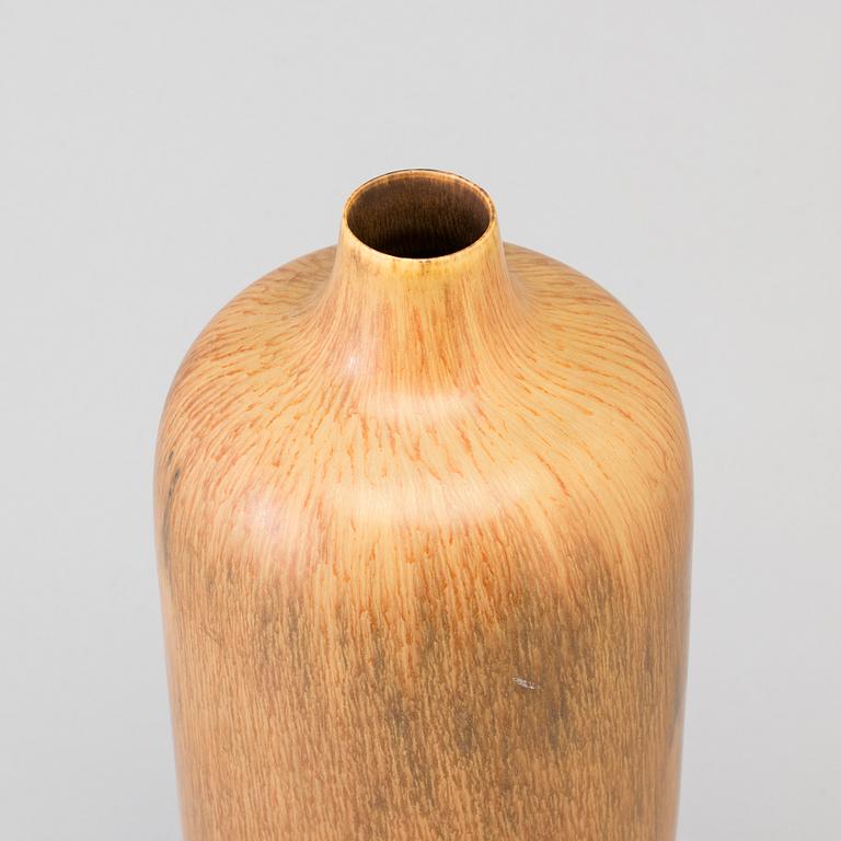 A second half of the 20th century stoneware vase by Carl Harry Stålhane.