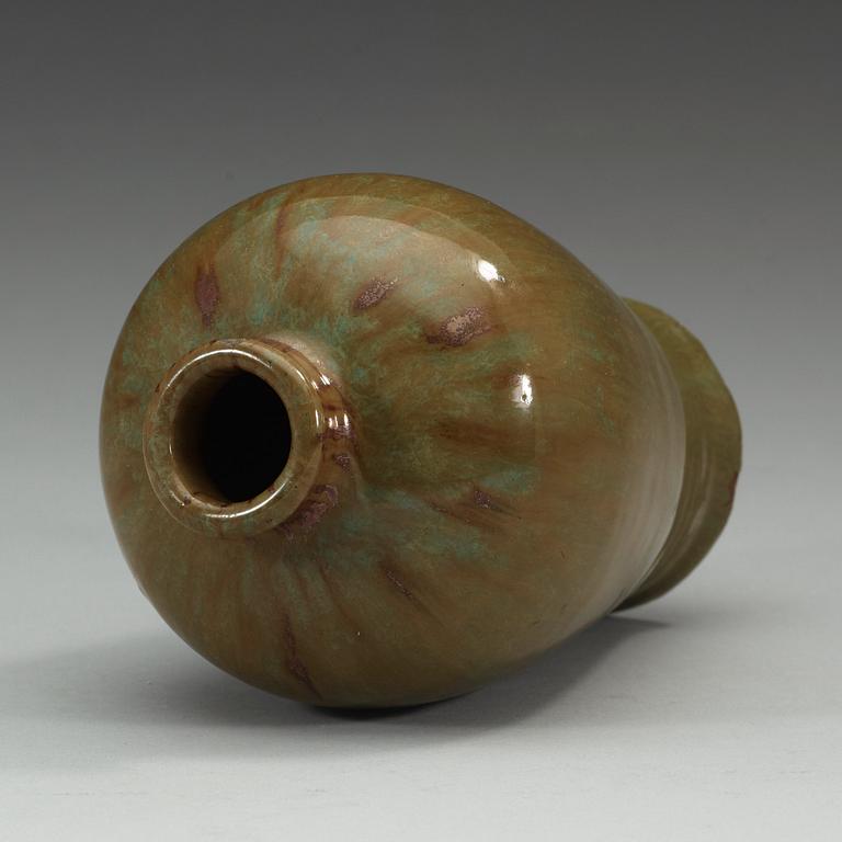 A green jun glazed vase, 18th Century or older.