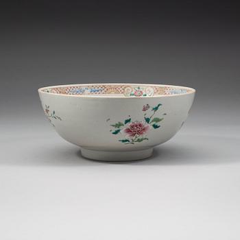 SKÅL, kompaniporslin. Qingdynastin, Qianlong (1736-95).