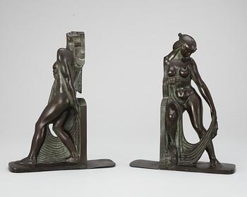 A pair of Axel Gute patinated bronze bookends, Herman Bergman, Sweden 1920's.