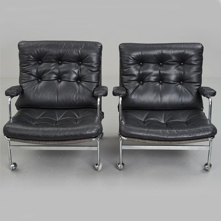 Bruno Mathsson, a pair of "Karin" easy chairs, DUX, Sweden post 1969.