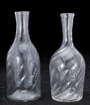 KARAFFER, 2 st, sent 1800-tal.