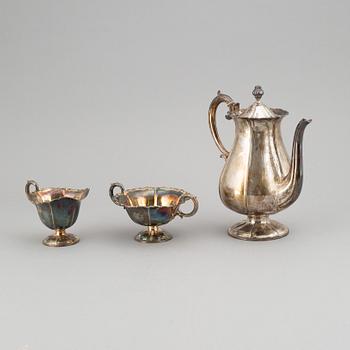 A silver coffee pot, creamer and sugar bowl. Kultakeskus Oy, Hämeenlinna, Finland 1943.