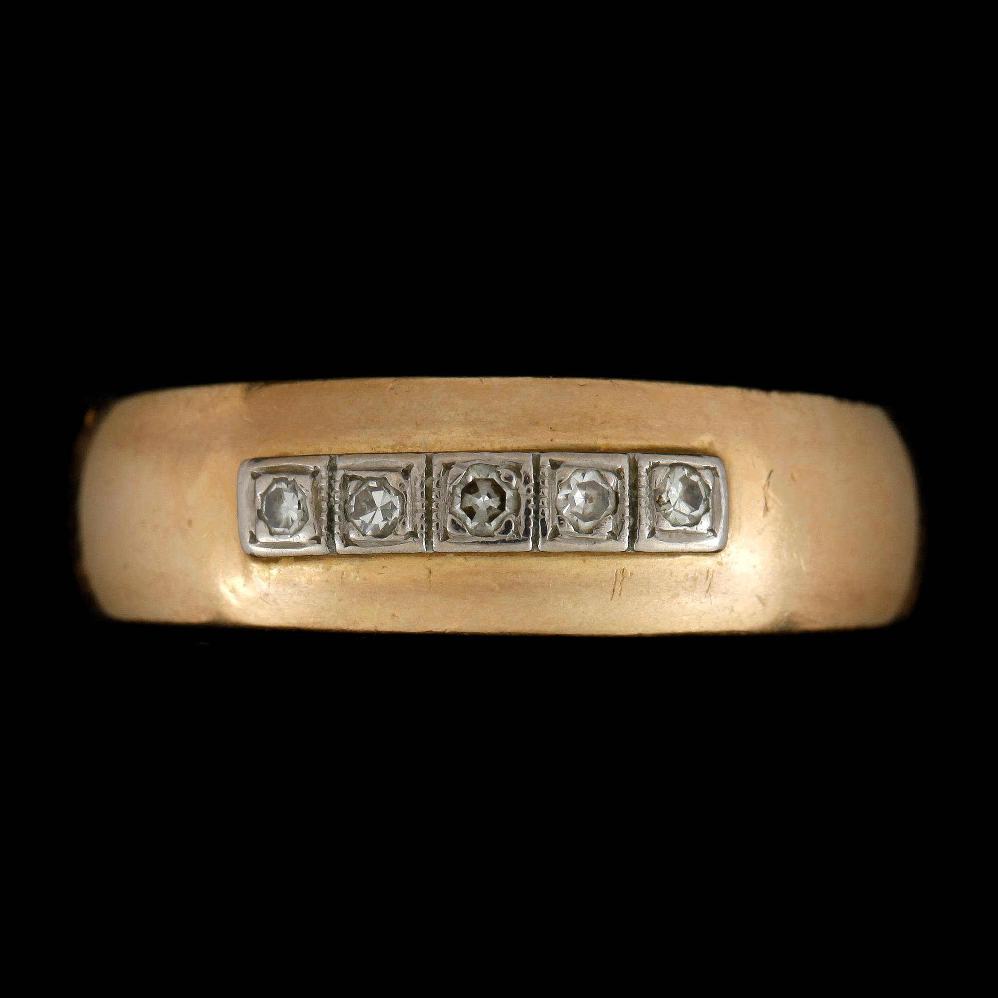 RINGAR, 5 st. Guld, 18k resp 23k. Tot ca 22 g.