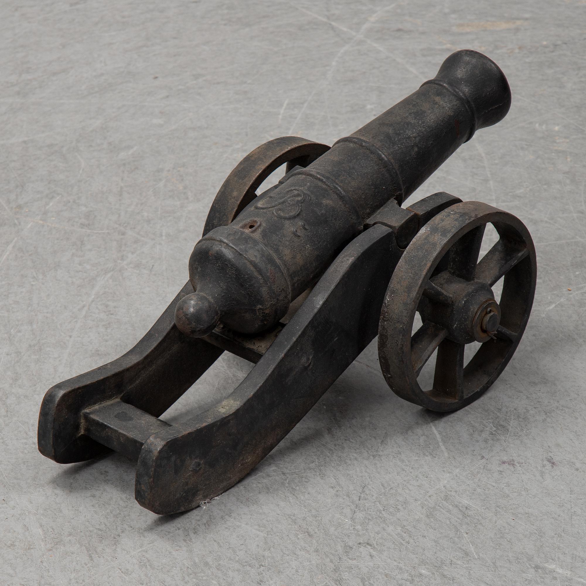 Two Swedish cast iron cannons, Stafsjö bruk, second half of the 20th century.