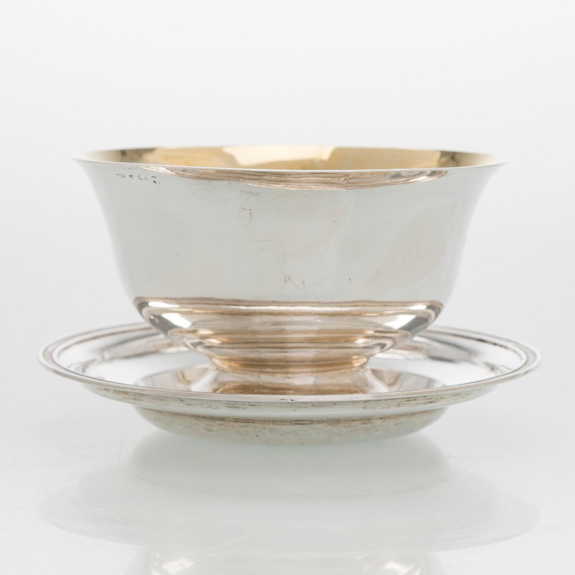 A Swedish parcel-gilt sauceboat, Johan Petter Hedman, Norrköping 1833.