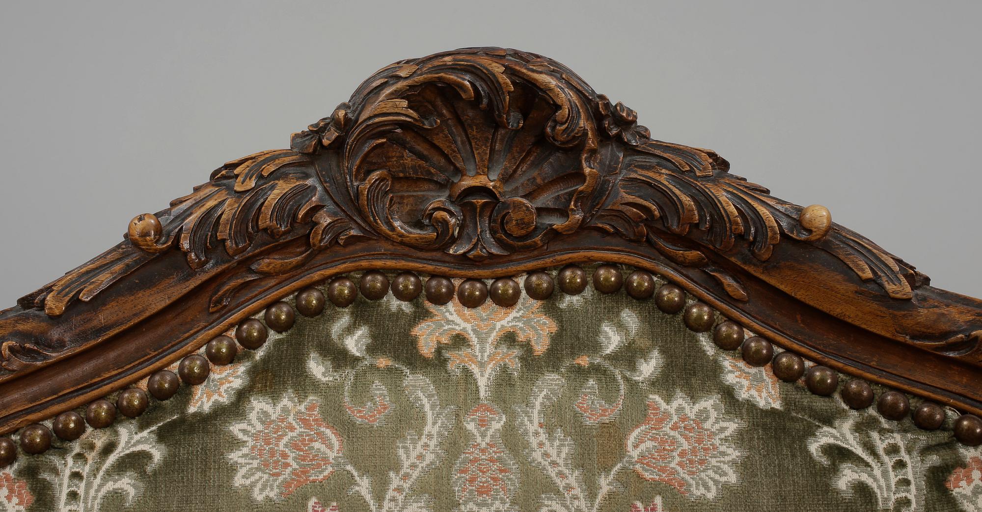 FÅTÖLJ, Louis XVI-stil, 1800-tal.