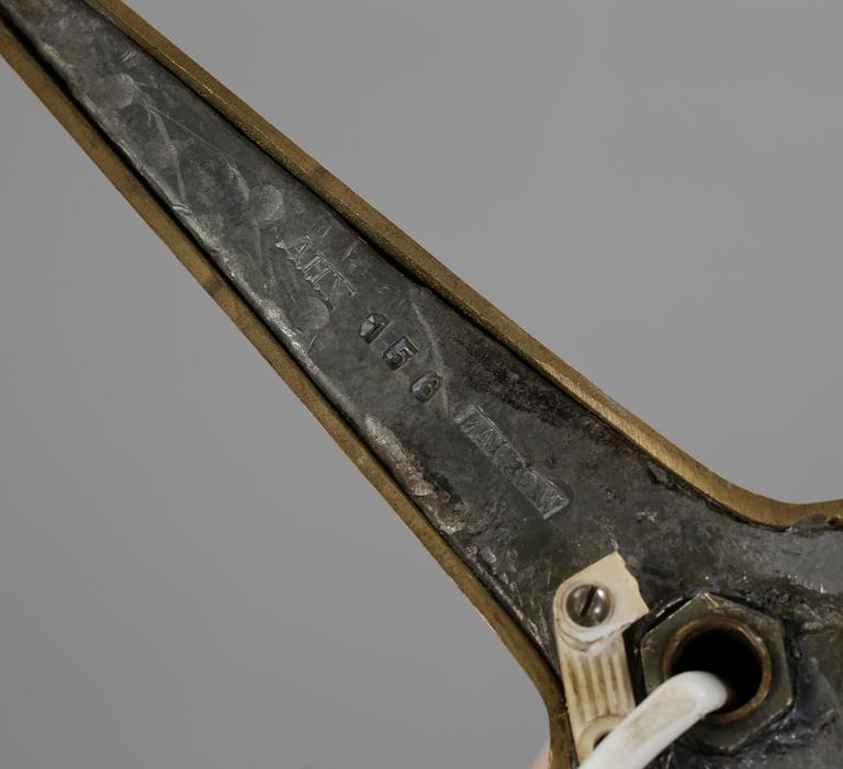 GOLVLAMPOR, ett par, mässing, 1900-talets andra hälft.