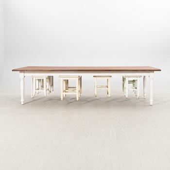 Table with stools (8 pcs) modern production.