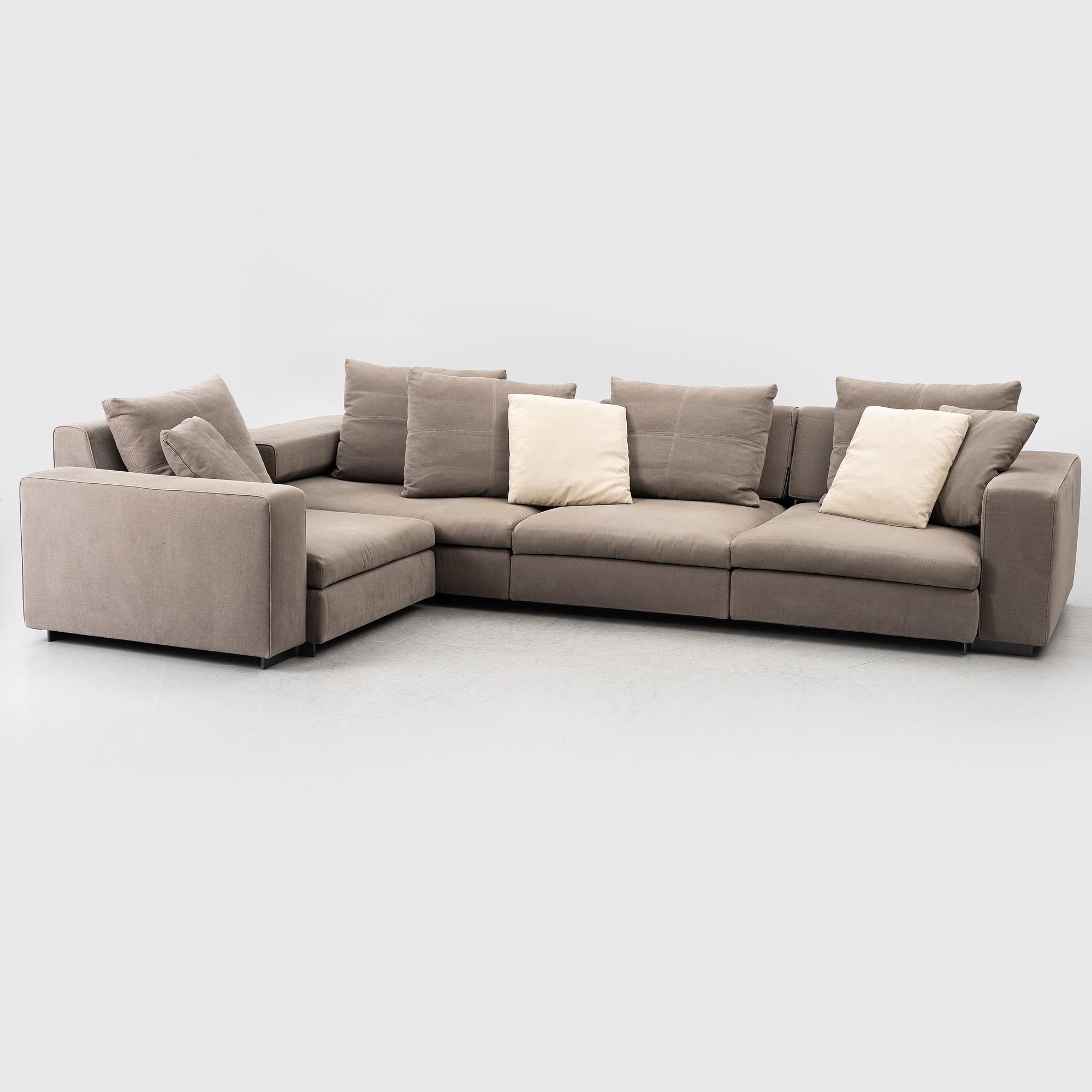 Hannes Wettstein, modulsoffa, 4 delar, "Turner", Molteni, Italien.