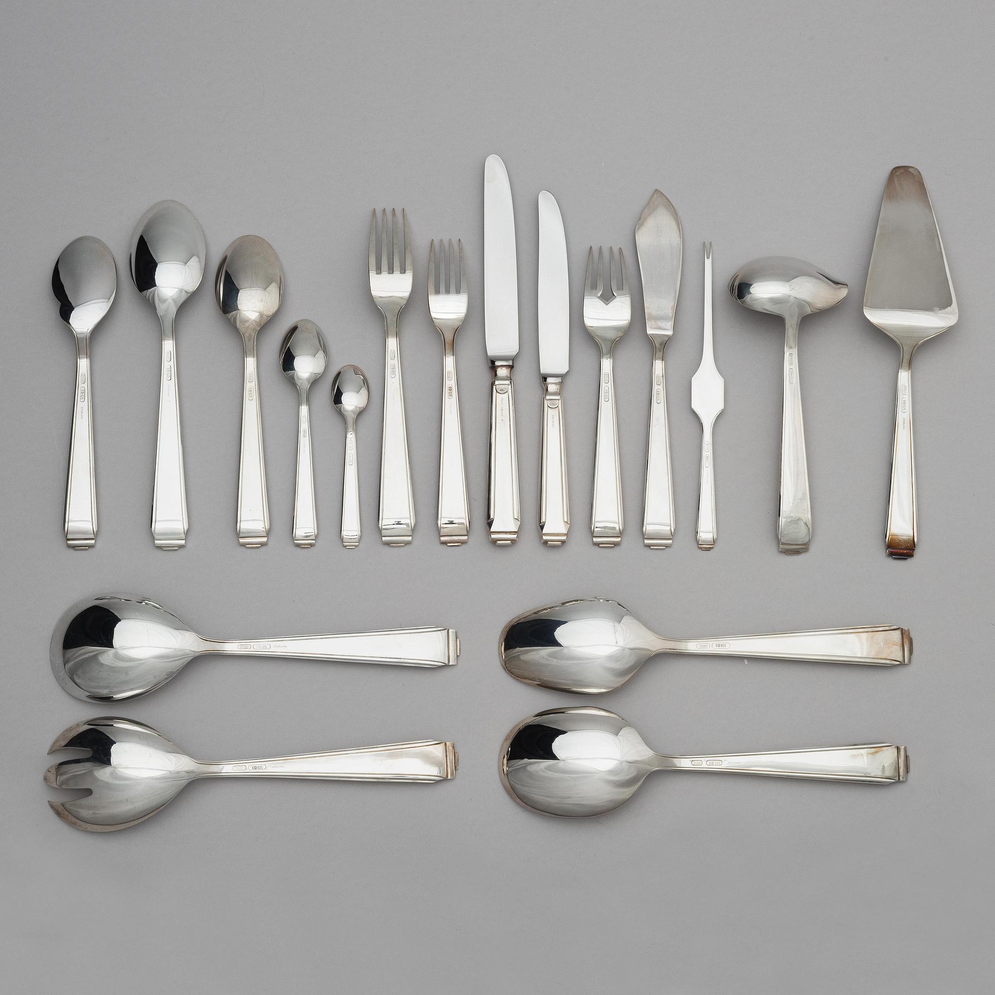 A sterling silverware set, model 'Art-Deco', 152 pieces and casket, Flensburg, Germany.