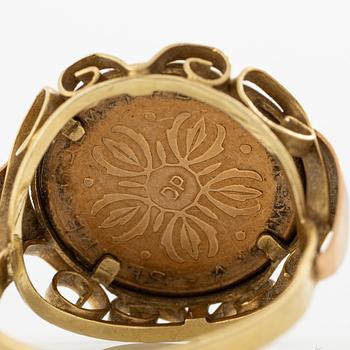 Ring 14k guld med infattat mynt.
