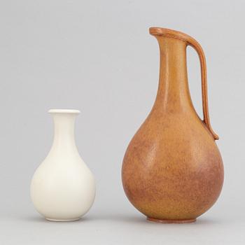 Gunnar Nylund, a set of three stoneware jugs and a vase for Rörstrand, 1950's/60's.