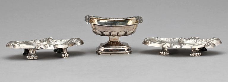 SALTKAR, 2+1, bland annat S:t Petersburg, Ryssland 1800-talets första hälft/mitt. Vikt 74g.