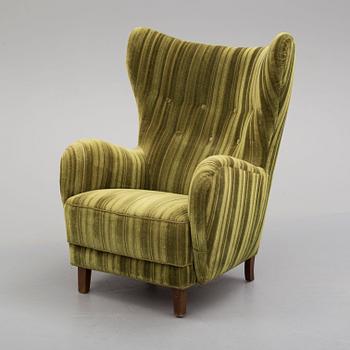 a 1940's easy chair.