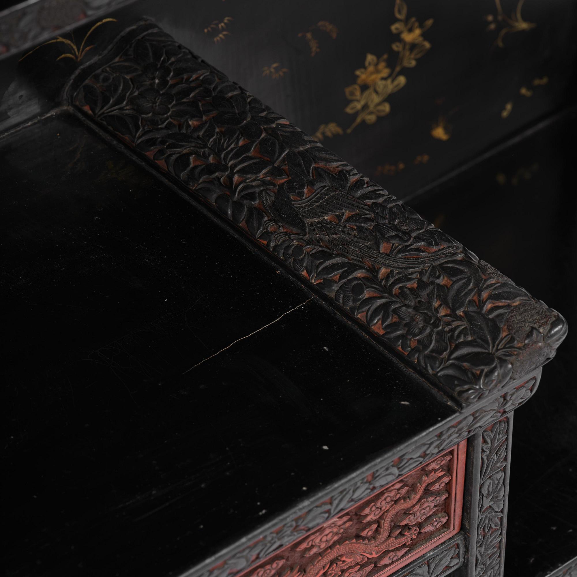 A lacquer display cabinet, late 19th century.