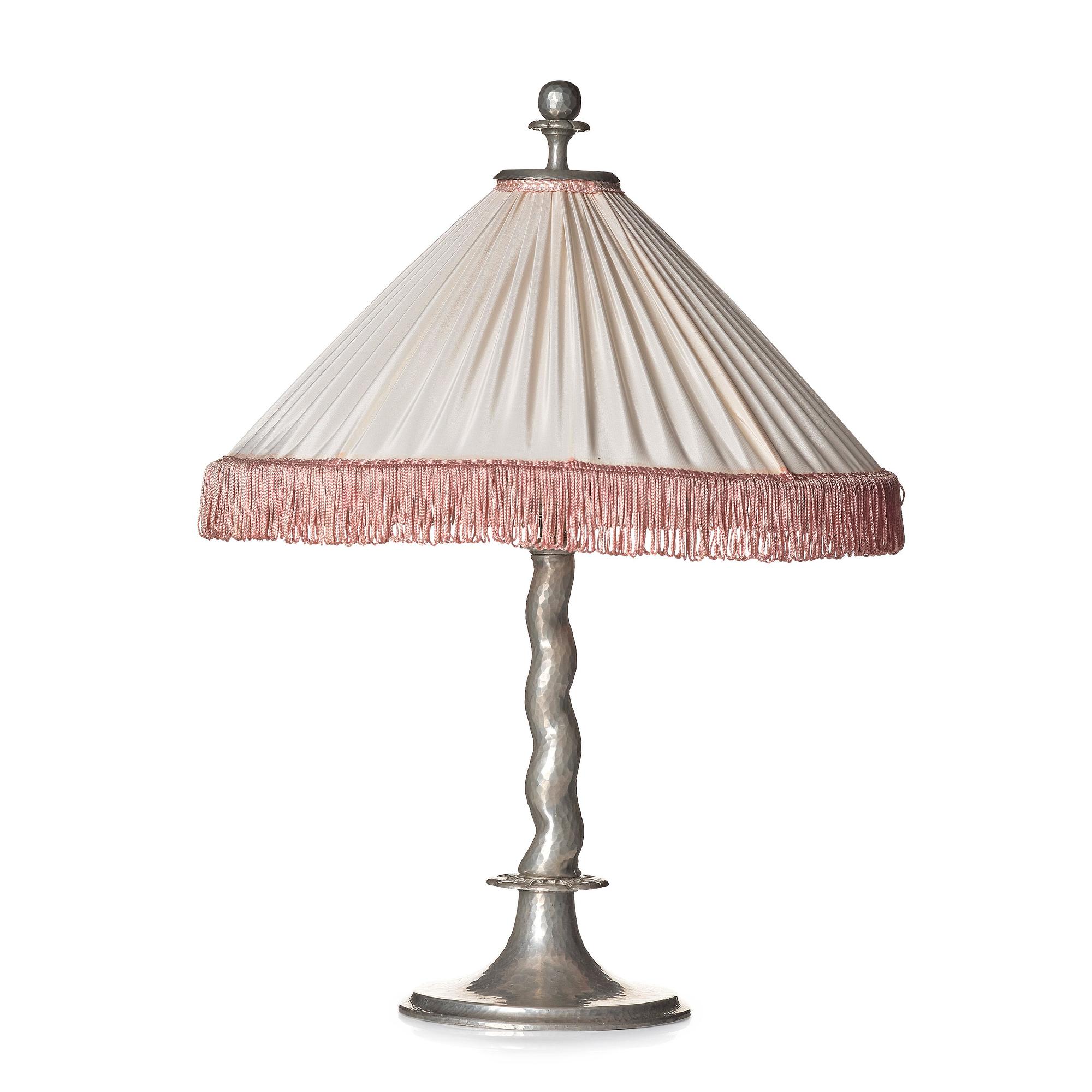 Harald Notini, bordslampa, modell "6891", Arvid Böhlmarks Lampfabrik, Stockholm 1920-tal.