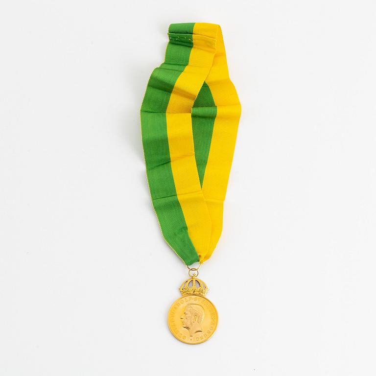 Medalj, 18 k guld, 12:e storleken, Kungliga Patriotiska Sällskapet.