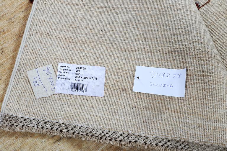 A carpet, Ziegler Ariana, ca 300 x 206 cm.