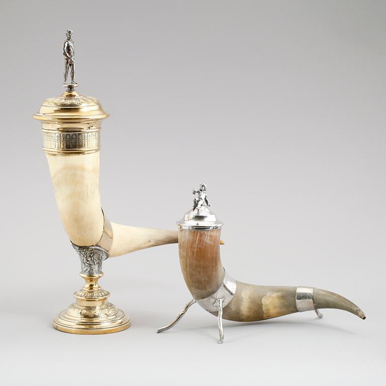 DRYCKESHORN, 2 st, sekelskiftet 1900.