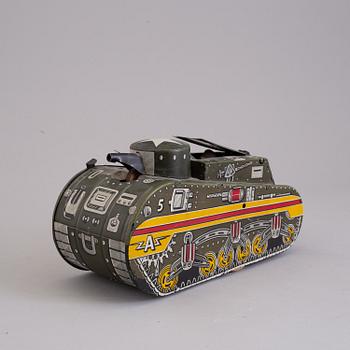 A mid 20th century toy tank, Mar Toys, USA.