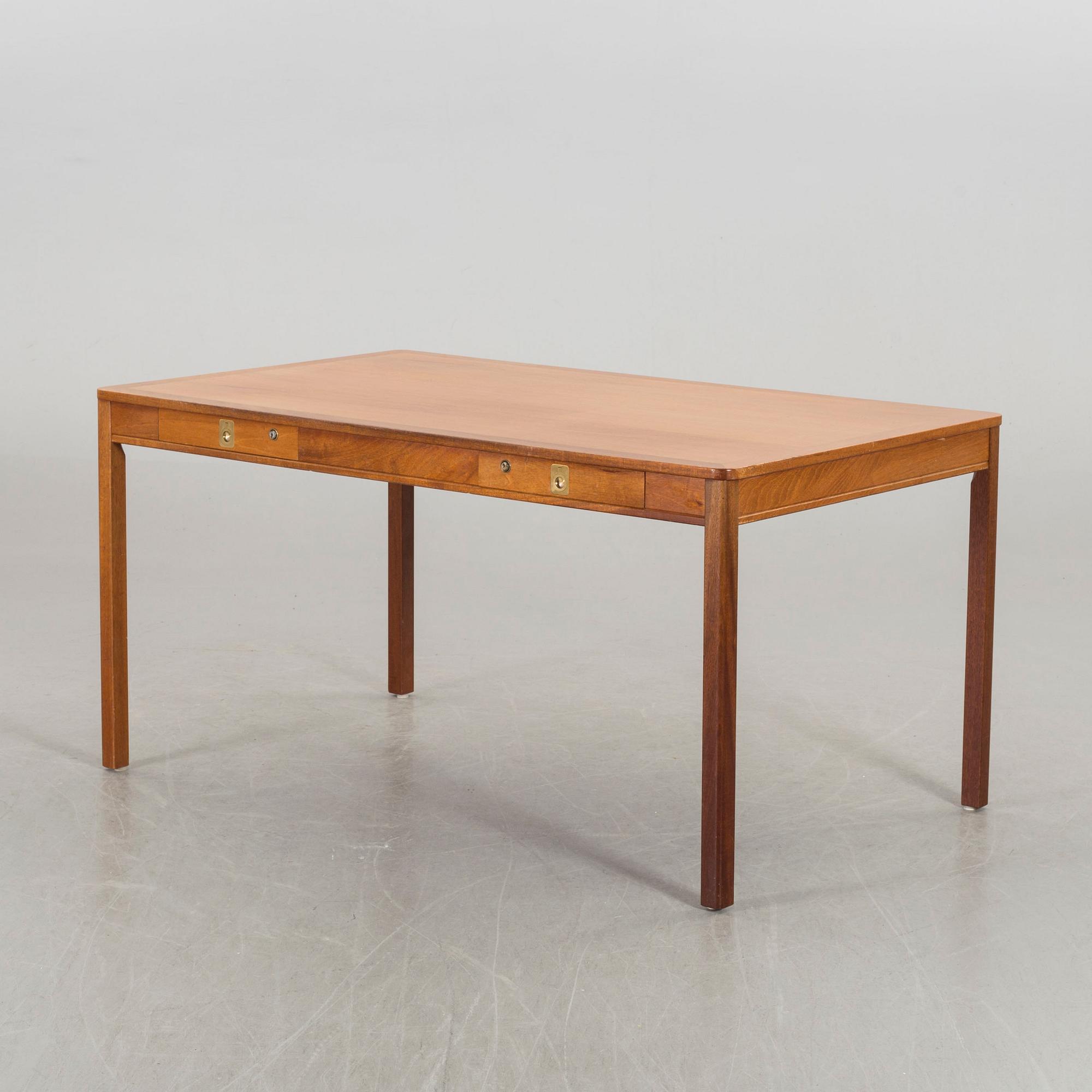GÖRAN MALMBERG, a writing desk for Bröderna Andersson later part of the 20th century.