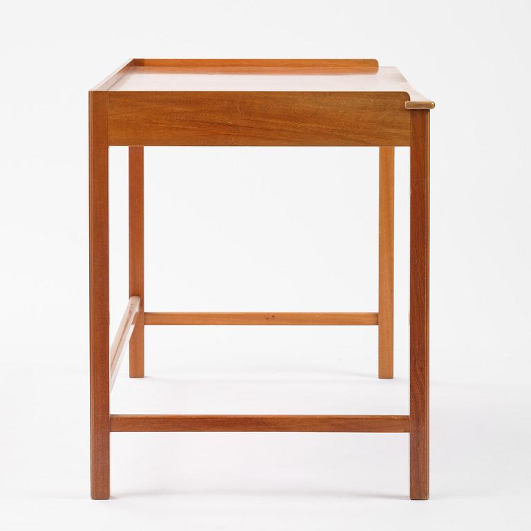 Josef Frank, skrivbord, variant av modell B 2115, Firma Svenskt Tenn, 1900-talets mitt.