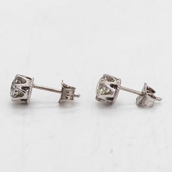 A pair of 14K white gold earrings, brilliant-cut diamonds approx 1.00 ct in total. Mikko Laine, Turku, Finland.