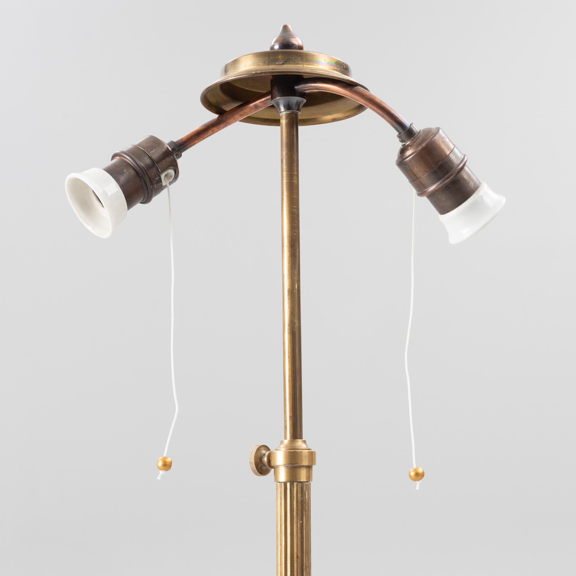 Á floor lamp, 1940s.