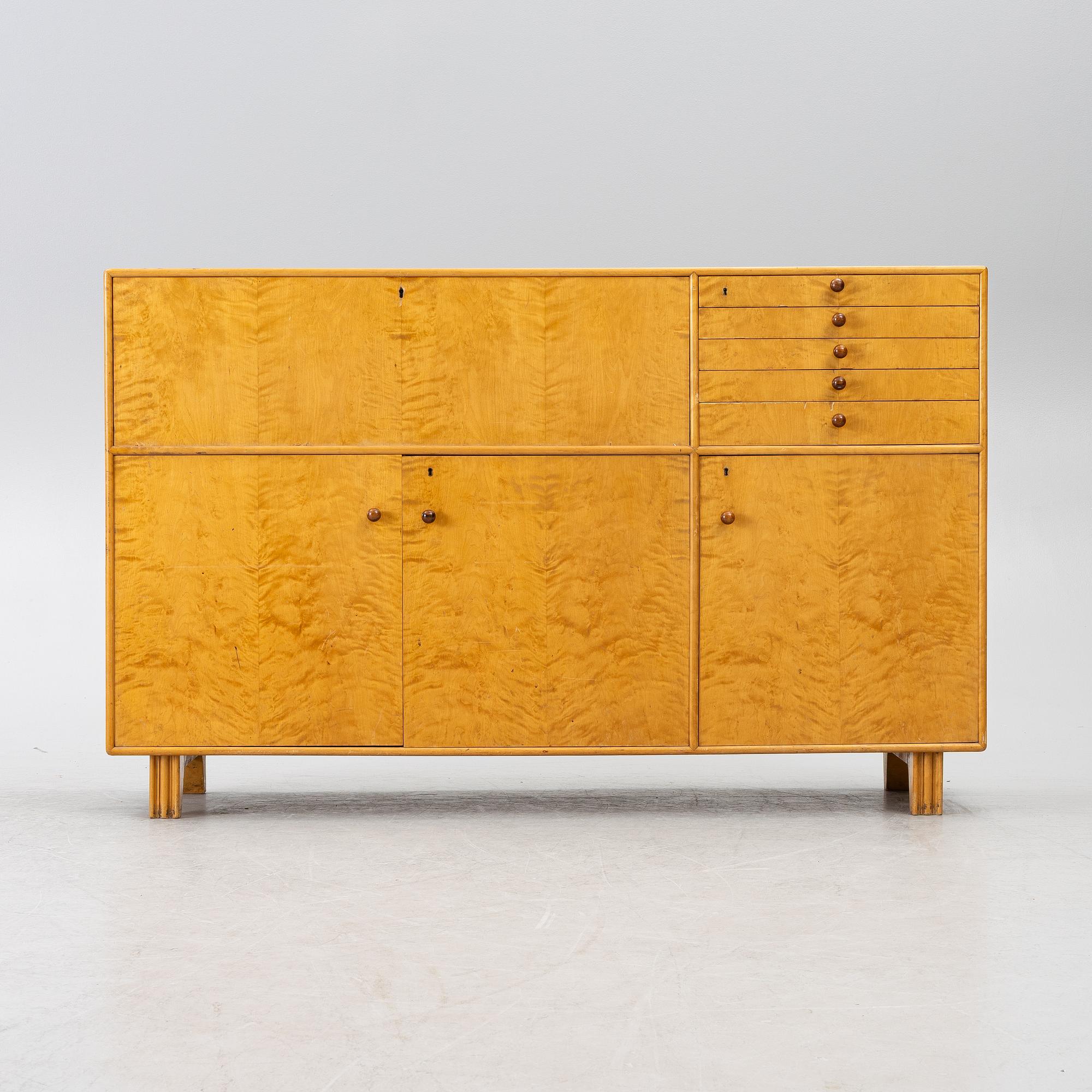 Axel Larsson, sideboard, modell 1219, Svenska Möbelfabrikerna, Bodafors, 1930-40-tal.
