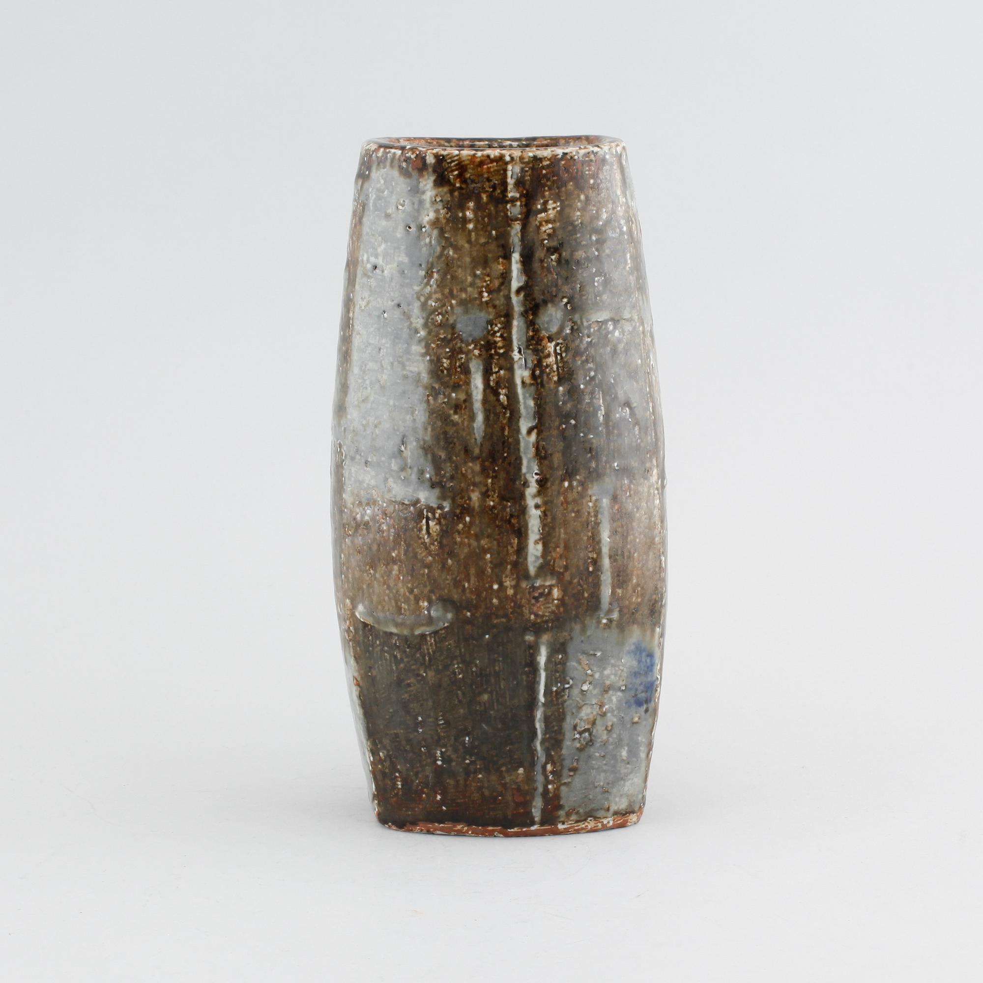 Unique chamotte stoneware vase  by CARL-HARRY STÅLHANE, Rörstrand, signed and dated -63.