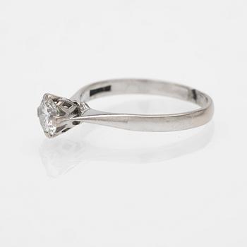 18K white gold solitaire ring with a diamond, G. Dahlgren & Co Malmö 1993.